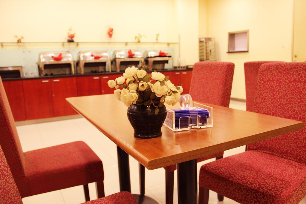 Hanting Hotel Shenyang Tiexi Furniture City Dış mekan fotoğraf